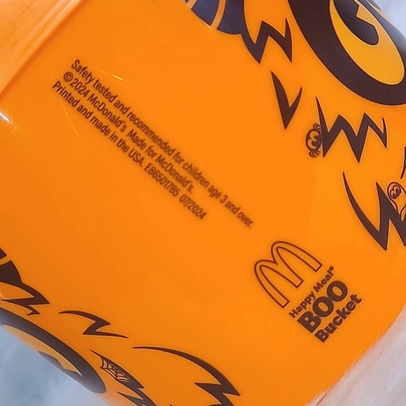 🆕️2024 Limited Edition McDonald's Boo Bucket Orange Monster Plastic Collectible - Picture 6 of 8